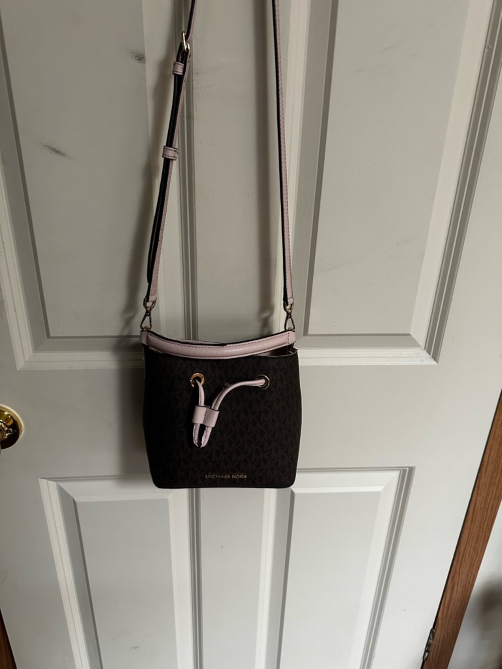 Michael Kors Brown Crossbody with Light Pink Trim and Adjustable Strap